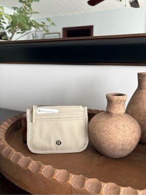 Lululemon True Identity Card Case